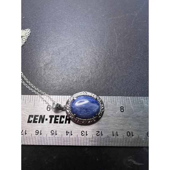 Kyanite stainless steel pendant with chain - Picture 9 of 10